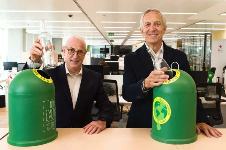 Ecovidrio y FEDIS HORECA se unen para impulsar la innovación en la recogida de residuos de envases de vidrio en hostelería