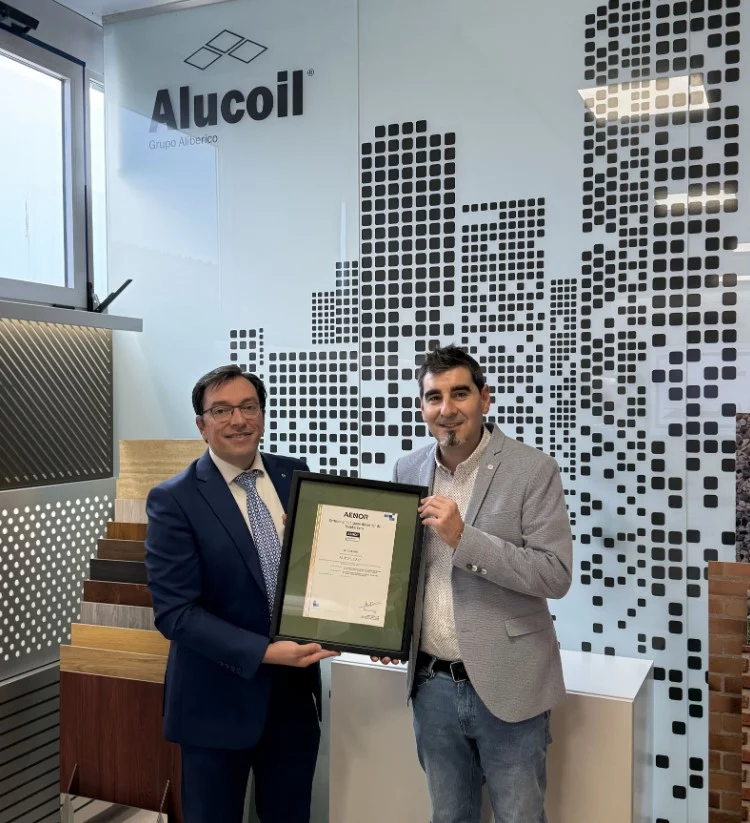 Alucoil lidera la sostenibilidad en el sector del aluminio con el certificado «Residuo Cero» y un 98.83% de valorización