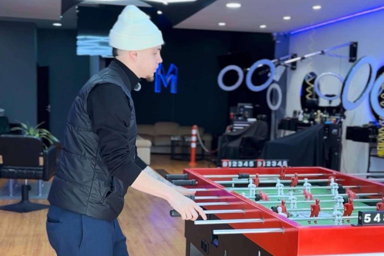 MASTERS BARBERSHOP; Un referente en la barbería liderado por jóvenes apasionados