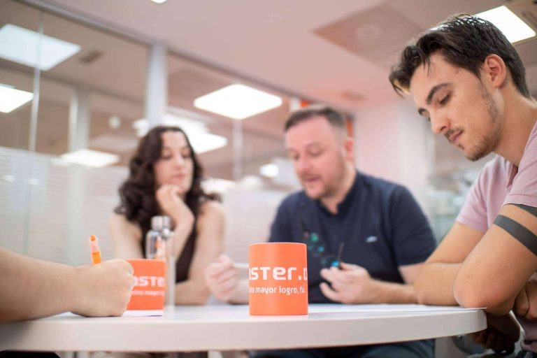 MasterD, referente en formación en oposiciones con más de 30 años de experiencia