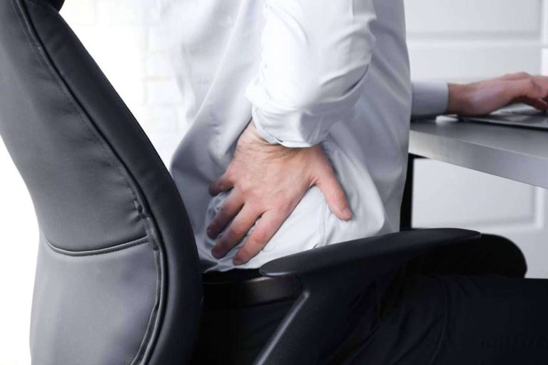 Salud Laboral refuerza sus servicios de fisioterapia y psicología para empresas tras la DANA de Valencia