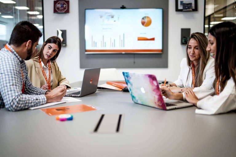 Oposiciones Generalitat 2025, análisis de la oferta de empleo público en Cataluña