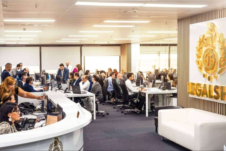 Un banco digital pierde demanda por tarjeta revolving, deuda de 76.000 € anulada