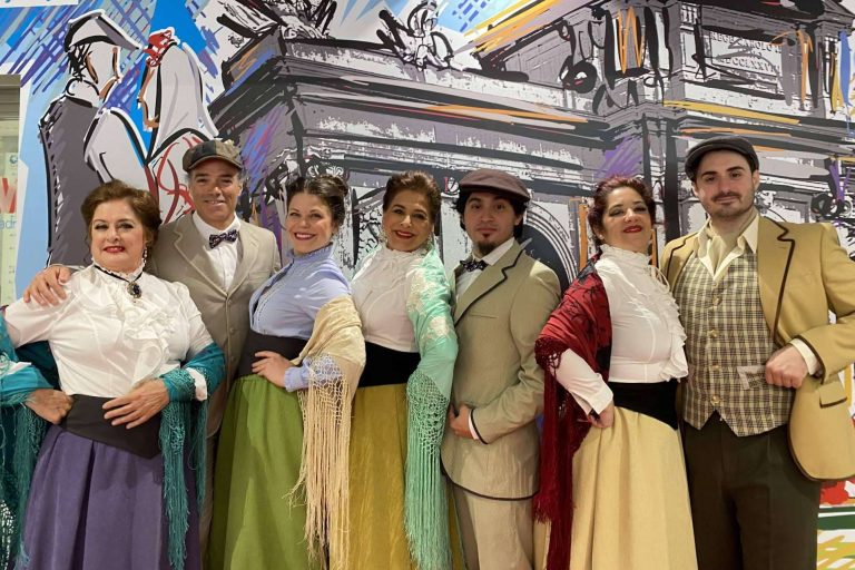 #Zarzueling; DRAO toma la calle y conquista nuevas generaciones para la lírica