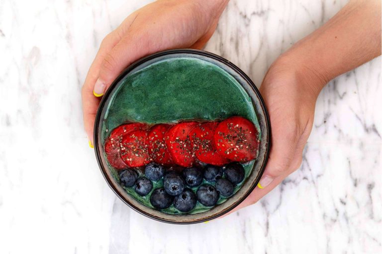 Blauver impulsa el consumo de espirulina en verano como fuente natural de vitalidad