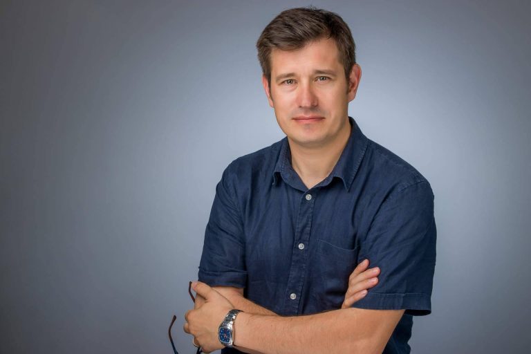 Felix Damian inaugura estudio en el corazón de Madrid para potenciar la foto corporativa de alto impacto