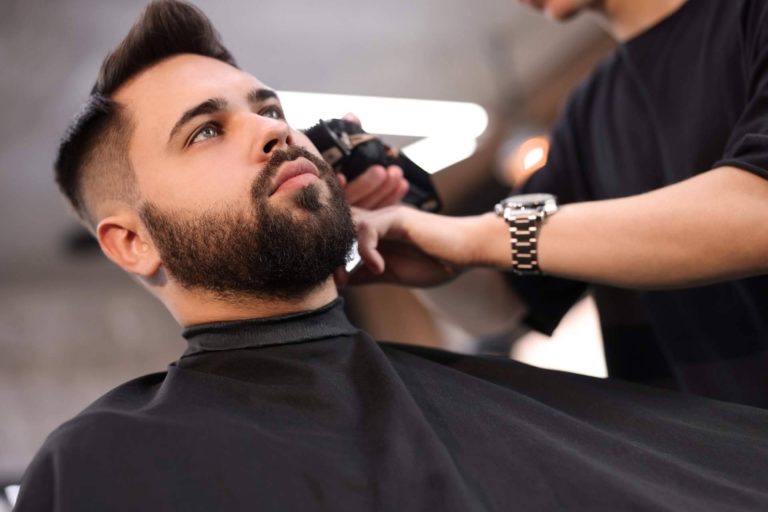 HIS Barbería apuesta por el estilo otoñal para recibir las fiestas con elegancia