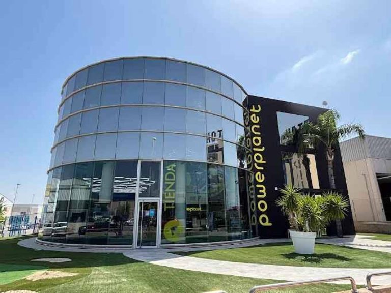 Powerplanet, la empresa de comercio electrónico murciana, en el FT300