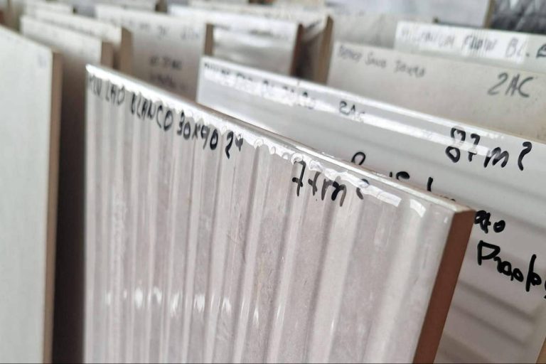 Reformas más asequibles gracias a la venta de azulejos porcelánicos outlet en distintas calidades