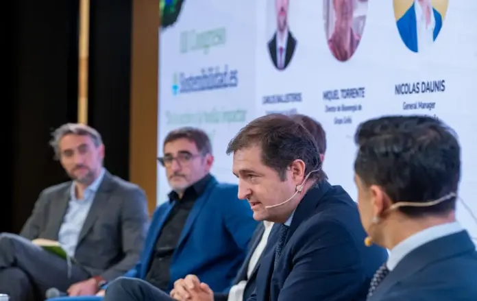 Mesa de Transición energética: del modelo tradicional al sistema descarbonizado, del III Congreso de Sostenibilidad de Grupo Merca2